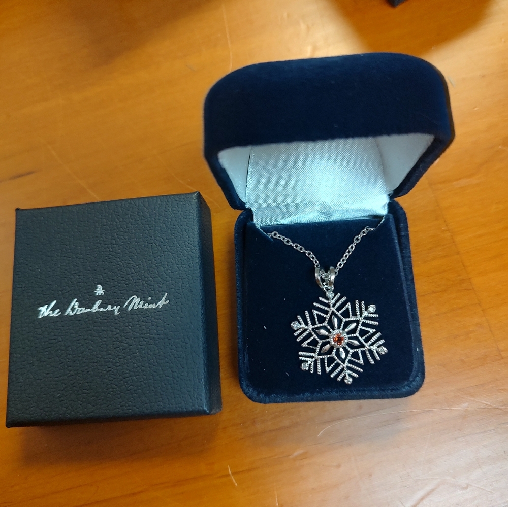 Danbury mint Garnet necklace